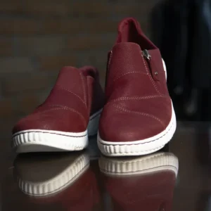 Tenis Clarks talla 37.5