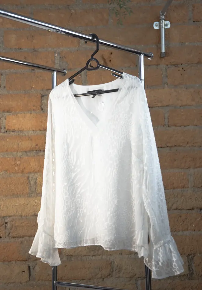 Blusa White House Black Market talla L